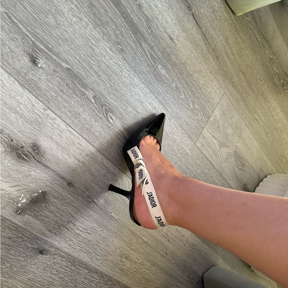 100% Authentic J'Adior Slingback Pump Black Patent Calfskin size 38 - Picture 7 of 8